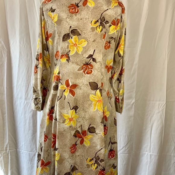 Vintage 70s Floral Dress - Picture 7 of 9